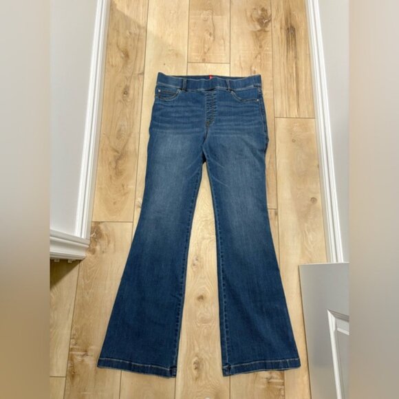 Spanx EveryWEAR FLARE High-Rise Stretch-Denim Jeans - Picture 3 of 11